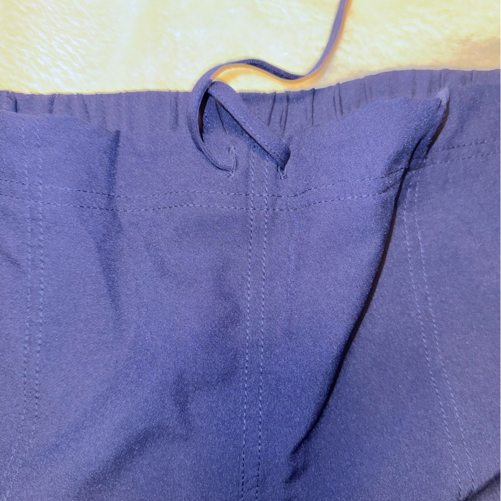 Scrubstar Set of Navy and Gray Elastic Waist Cargo Scrubs